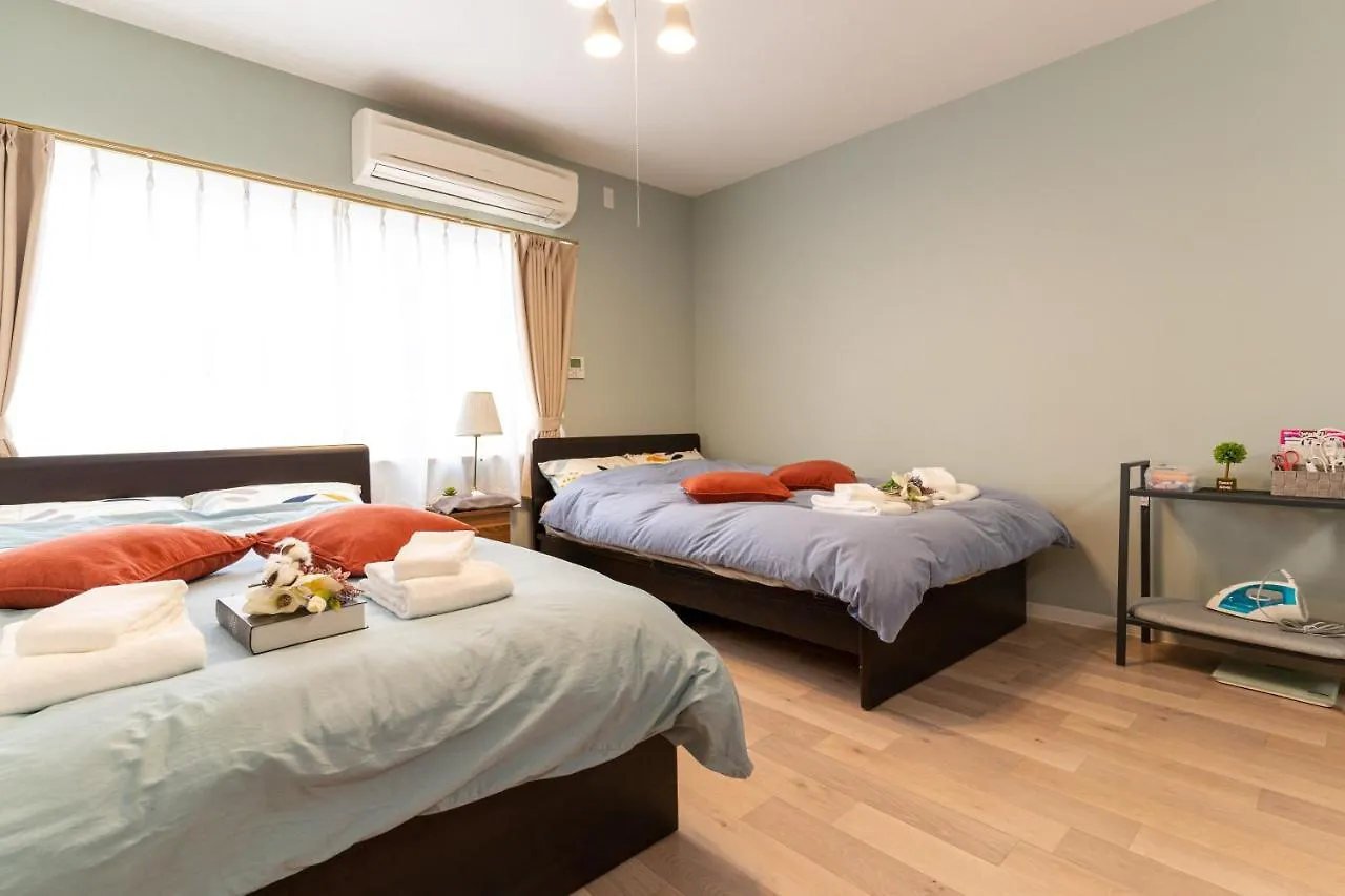 Nestay Inn Osaka Nanbakuromon
